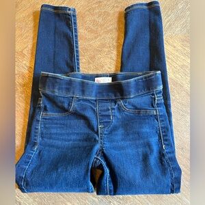 So Brand stretchy pull on skinny jeans (Girls size 8)